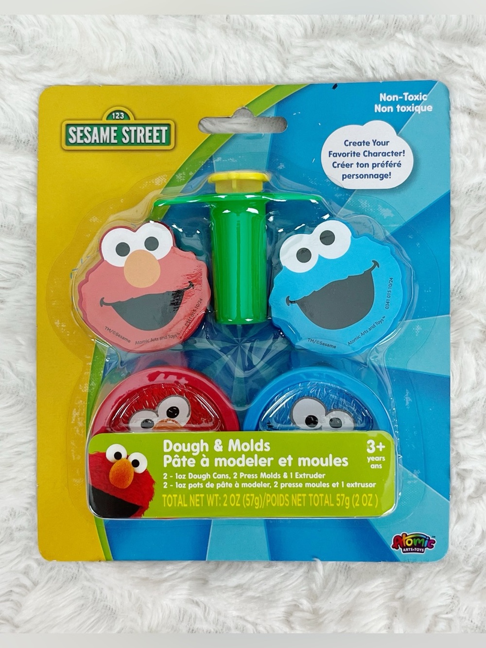 Sesame Street Dough & Molds Playset Non Toxic Elmo Cookie Monster 2 Cans